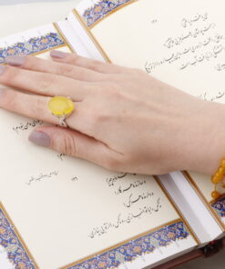 انگشتر نقره عقیق زرد با حکاکی دعای شرف الشمس طرح دنیا