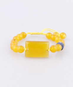 دستبند عقیق زرد و لاجورد و میانکار عقیق زرد با حکاکی شرف الشمس